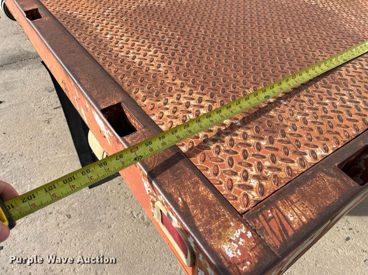 image for item DQ5119 1999 Isuzu NPR  dump flatbed truck