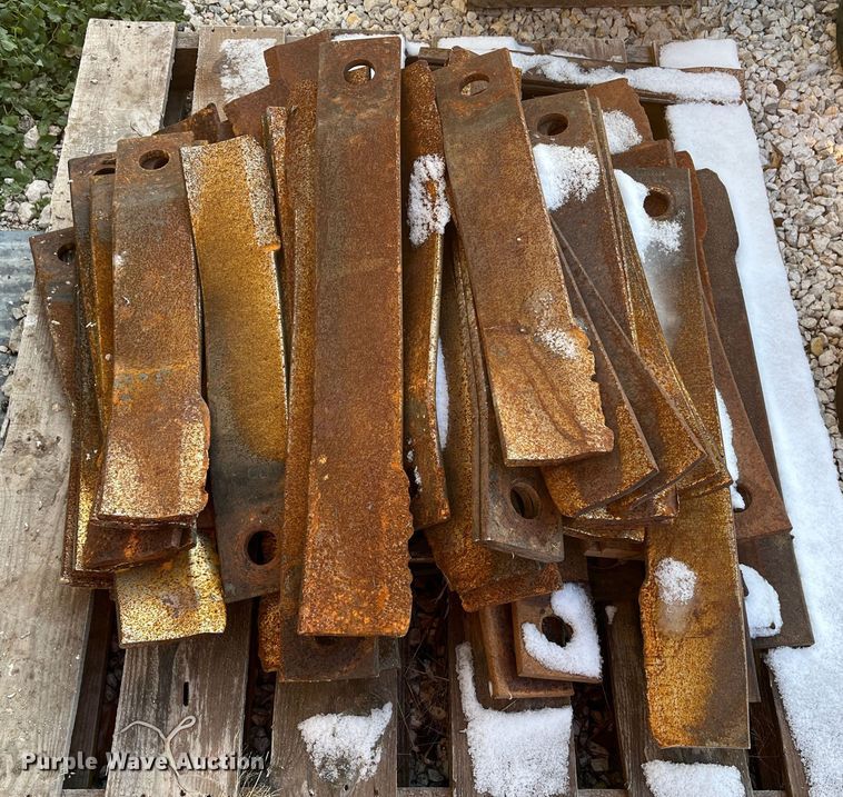 image for item DR7435 Rhino SE415A  batwing rotary mower