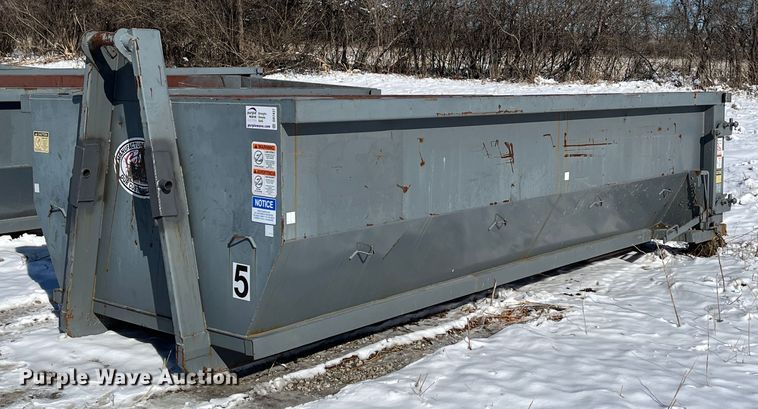 image for item DR7437 Roll-off dumpster