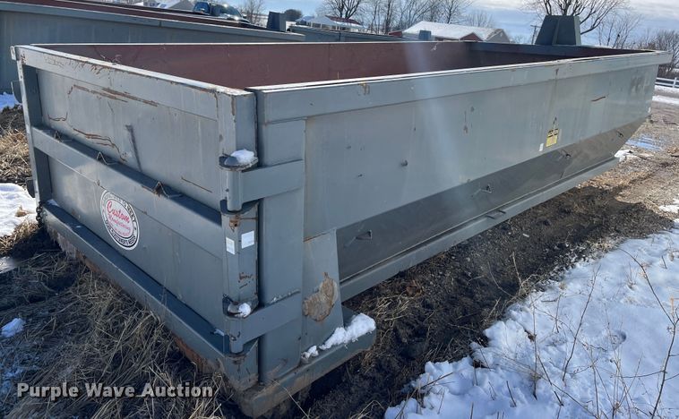 image for item DR7438 Roll-off dumpster
