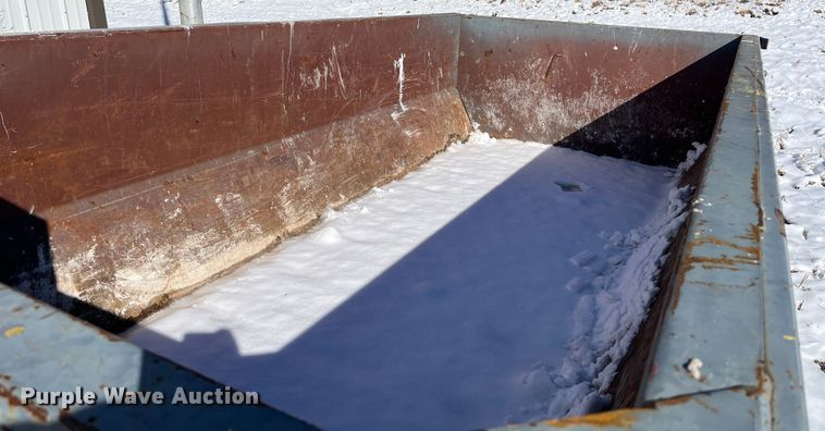 image for item DR7438 Roll-off dumpster