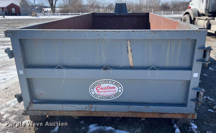 image for item DR7441 Roll-off dumpster