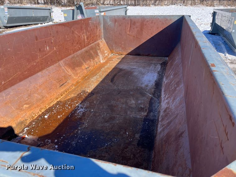 image for item DR7441 Roll-off dumpster