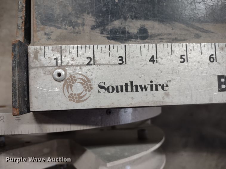 image for item DR8133 (4) Southwire MB1000 conduit workstations