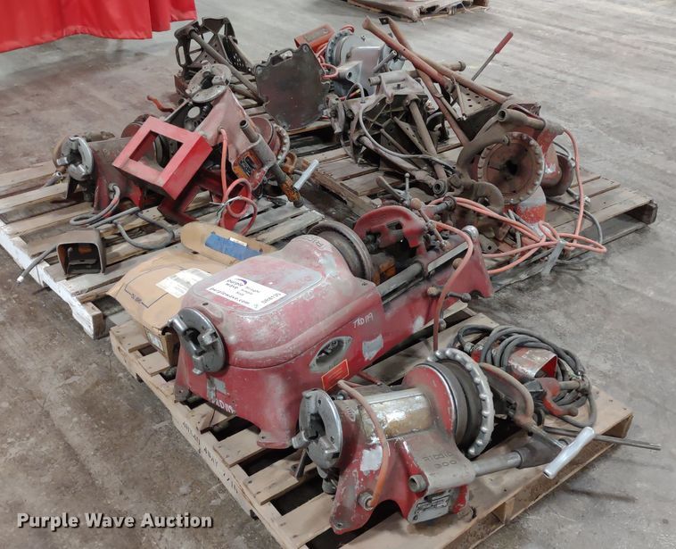 image for item DR8135 (6) Ridgid pipe threading machines