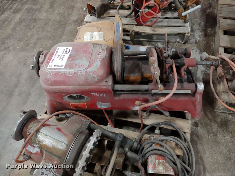 image for item DR8135 (6) Ridgid pipe threading machines