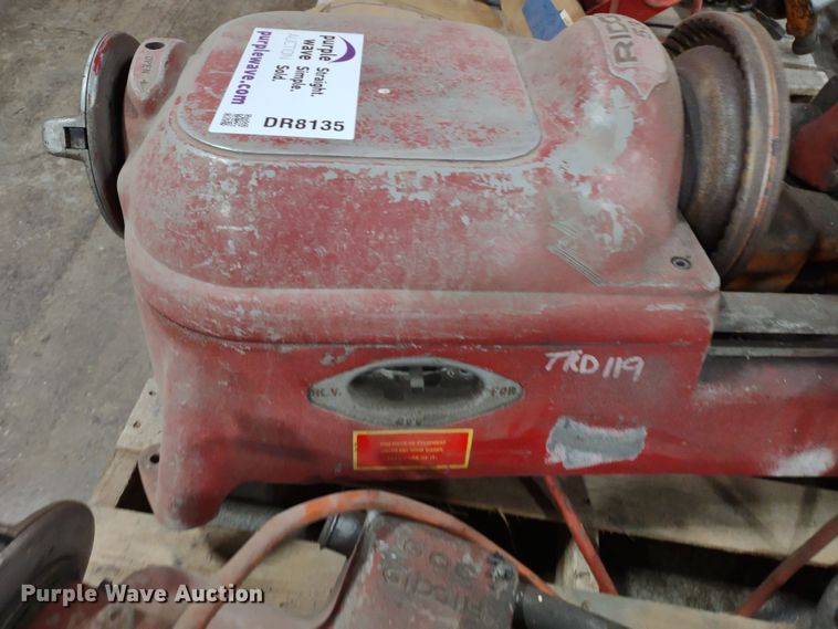 image for item DR8135 (6) Ridgid pipe threading machines