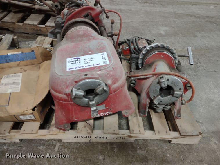 image for item DR8135 (6) Ridgid pipe threading machines