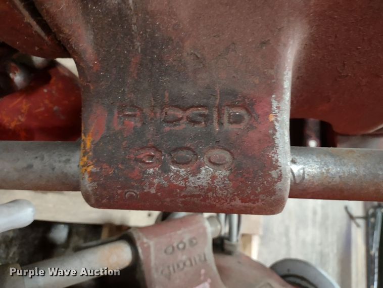 image for item DR8135 (6) Ridgid pipe threading machines