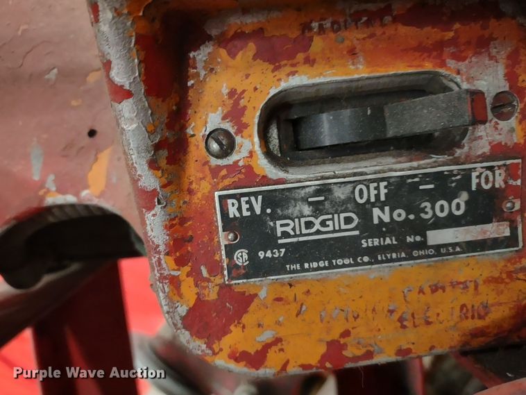 image for item DR8135 (6) Ridgid pipe threading machines