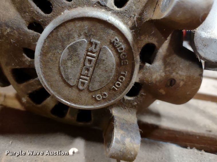 image for item DR8135 (6) Ridgid pipe threading machines