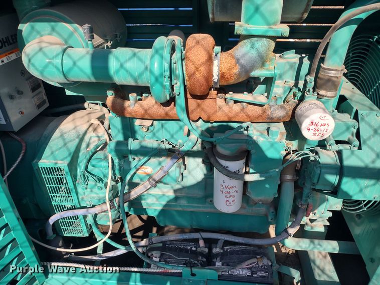 image for item DR8138 Onan  generator