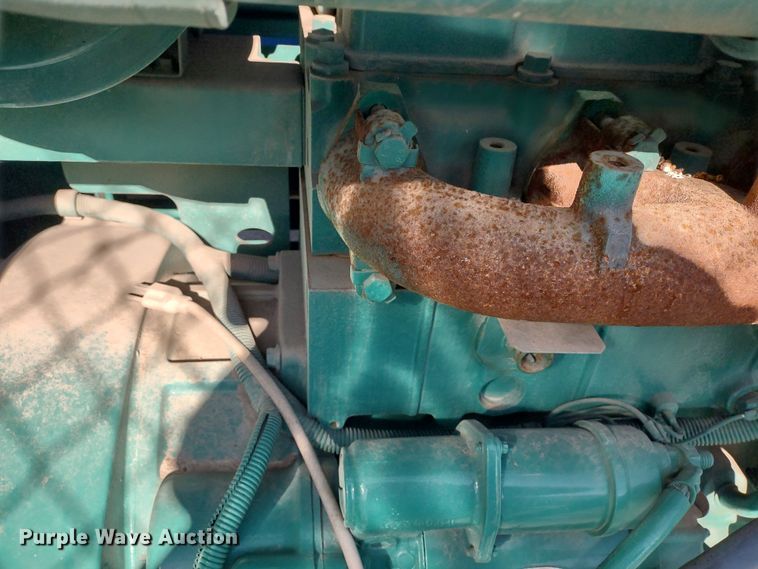 image for item DR8138 Onan  generator