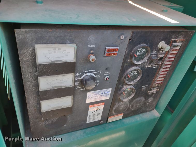 image for item DR8138 Onan  generator