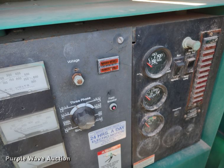 image for item DR8138 Onan  generator