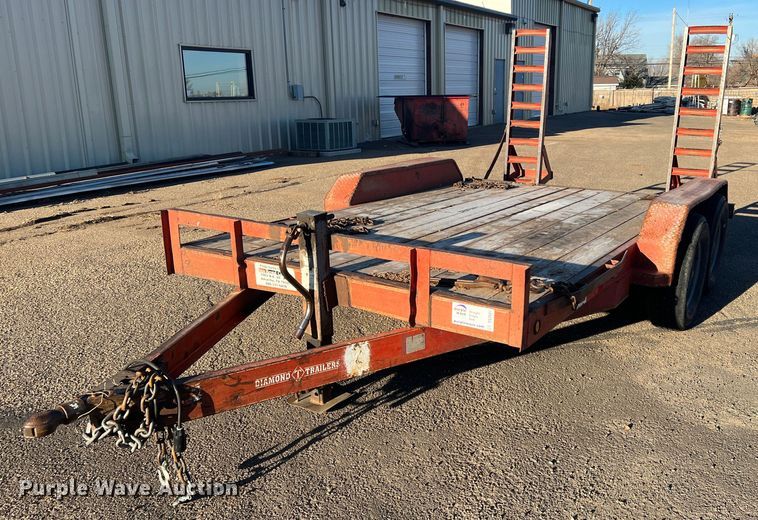 image for item DS2627 2002 Diamond T  utility trailer