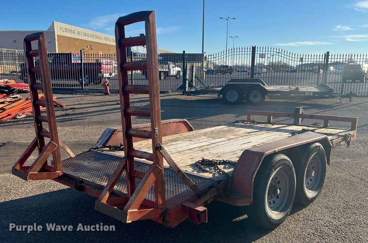 image for item DS2627 2002 Diamond T  utility trailer