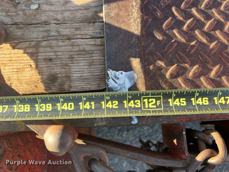 image for item DS2627 2002 Diamond T  utility trailer