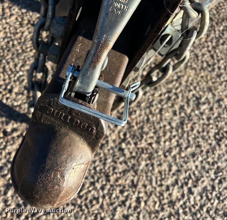 image for item DS2634 2008 Diamond C  utility trailer