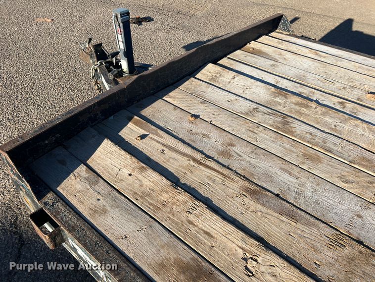 image for item DS2634 2008 Diamond C  utility trailer