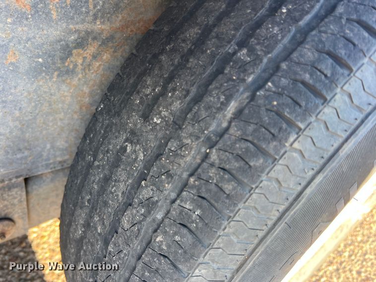 image for item DS2634 2008 Diamond C  utility trailer