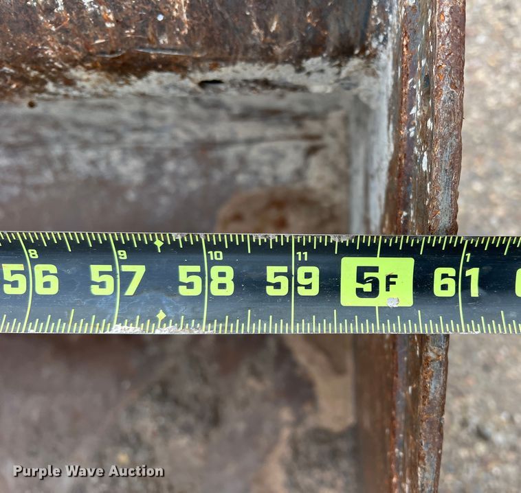 image for item DS2636 Skid steer bucket