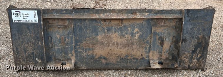 image for item DS2637 Skid steer bucket