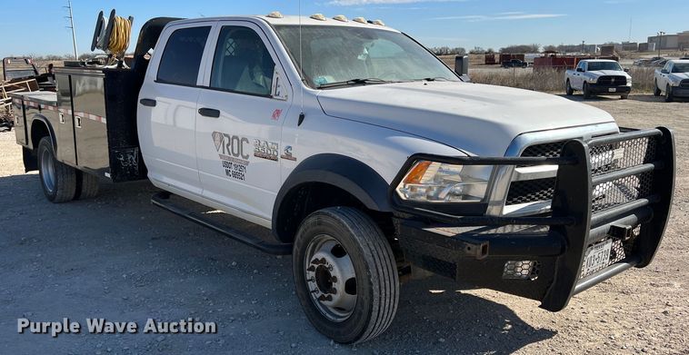 image for item DS2641 2014 Dodge Ram 5500  Crew Cab flatbed truck