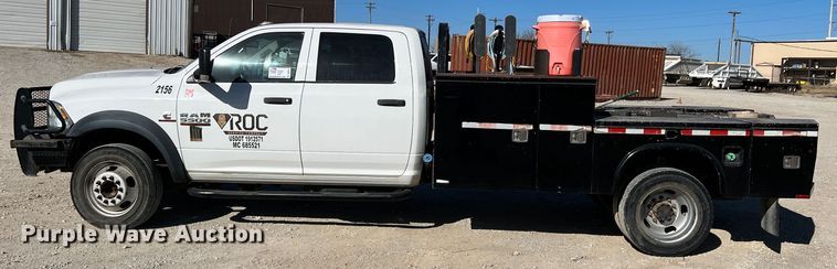 image for item DS2641 2014 Dodge Ram 5500  Crew Cab flatbed truck