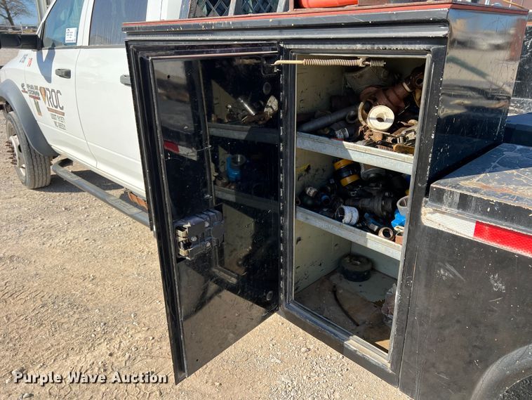 image for item DS2641 2014 Dodge Ram 5500  Crew Cab flatbed truck