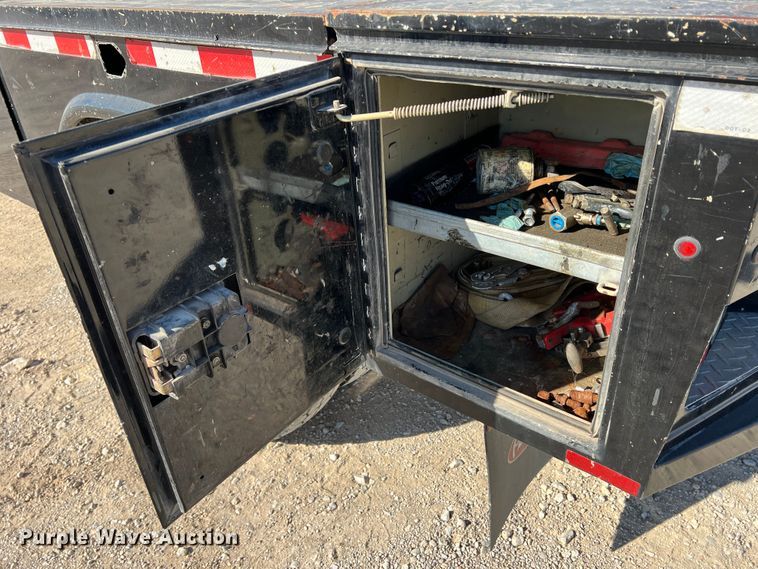 image for item DS2641 2014 Dodge Ram 5500  Crew Cab flatbed truck