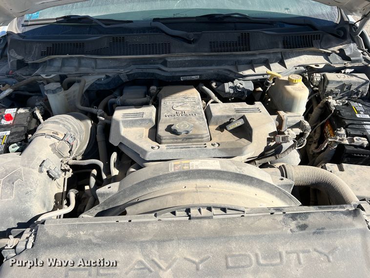 image for item DS2641 2014 Dodge Ram 5500  Crew Cab flatbed truck