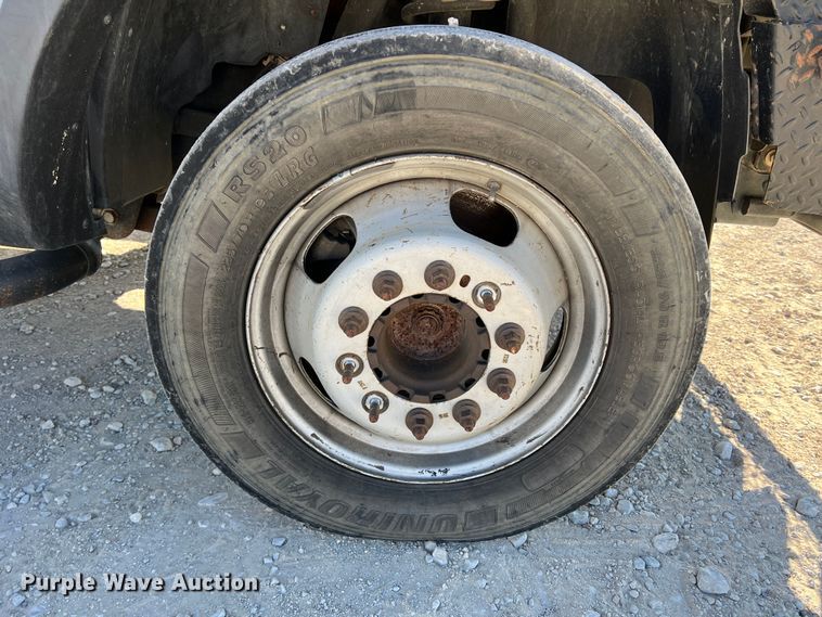 image for item DS2641 2014 Dodge Ram 5500  Crew Cab flatbed truck