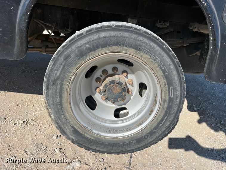 image for item DS2641 2014 Dodge Ram 5500  Crew Cab flatbed truck