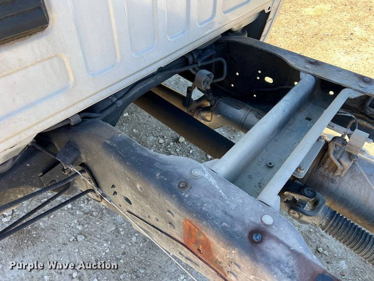 image for item DS2668 2015 Dodge Ram 5500HD  Crew Cab truck cab and chassis