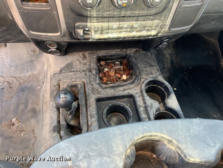 image for item DS2668 2015 Dodge Ram 5500HD  Crew Cab truck cab and chassis