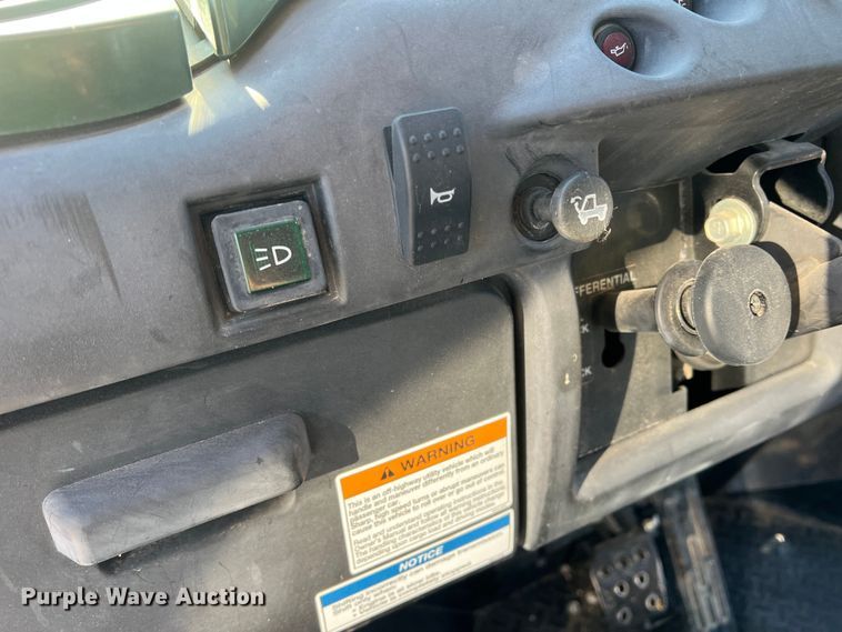 image for item DS2681 2015 Kawasaki Mule 4010  utility vehicle