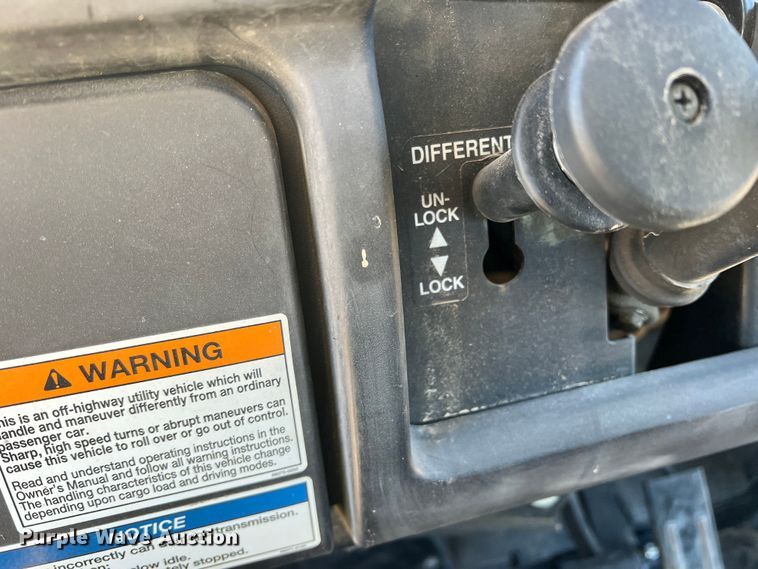 image for item DS2681 2015 Kawasaki Mule 4010  utility vehicle