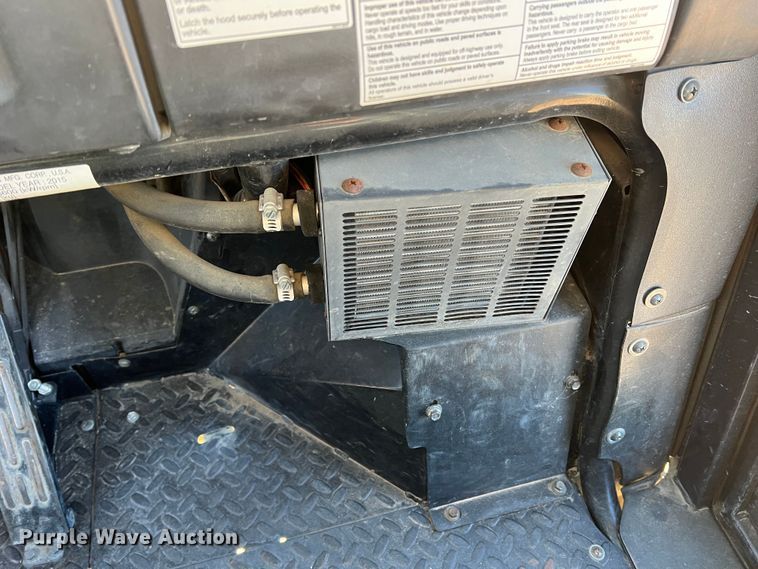 image for item DS2681 2015 Kawasaki Mule 4010  utility vehicle