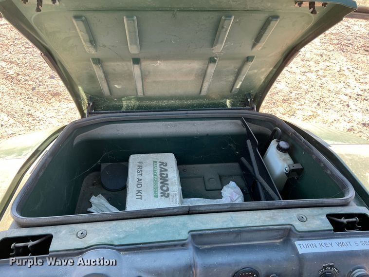 image for item DS2682 2014 Kawasaki Mule 4010  utility vehicle