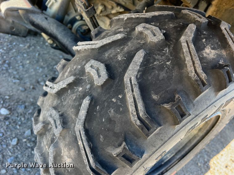 image for item DS2682 2014 Kawasaki Mule 4010  utility vehicle