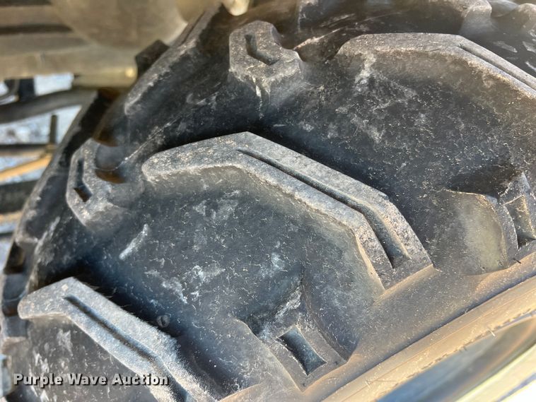 image for item DS2682 2014 Kawasaki Mule 4010  utility vehicle