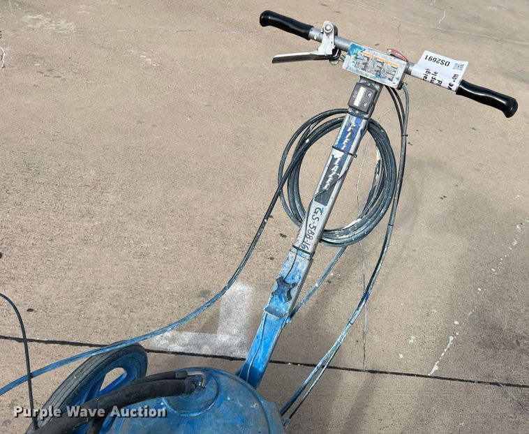 image for item DS2691 Field Lazer  paint striper