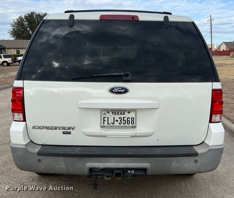 image for item DS2696 2003 Ford Expedition  SUV
