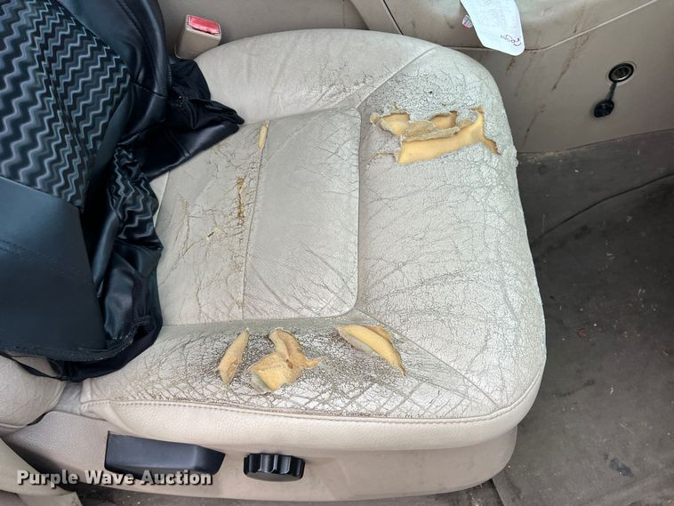 image for item DS2696 2003 Ford Expedition  SUV