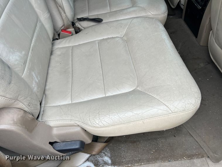 image for item DS2696 2003 Ford Expedition  SUV