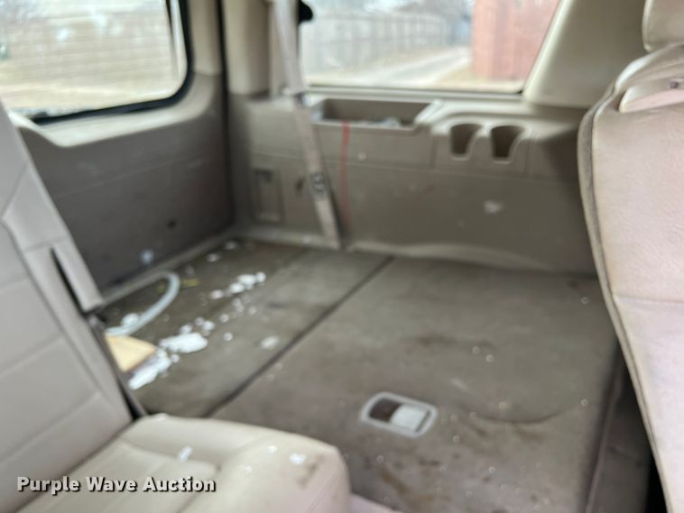 image for item DS2696 2003 Ford Expedition  SUV