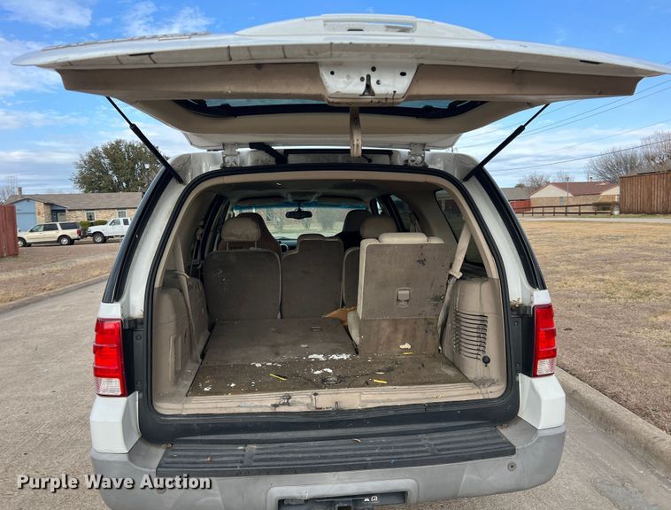 image for item DS2696 2003 Ford Expedition  SUV