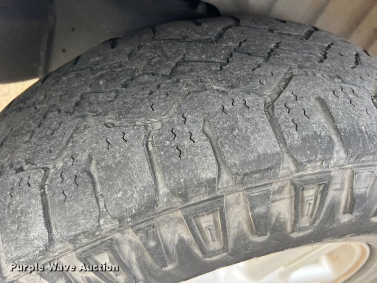 image for item DS2696 2003 Ford Expedition  SUV