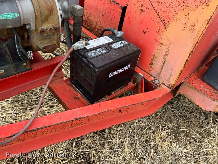 image for item DS2699 1994 Crafco EZ Pour 200D  crack sealer